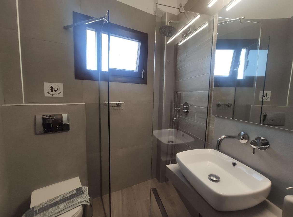 Para Thin Alos Inn Neos Marmaras Exteriör bild