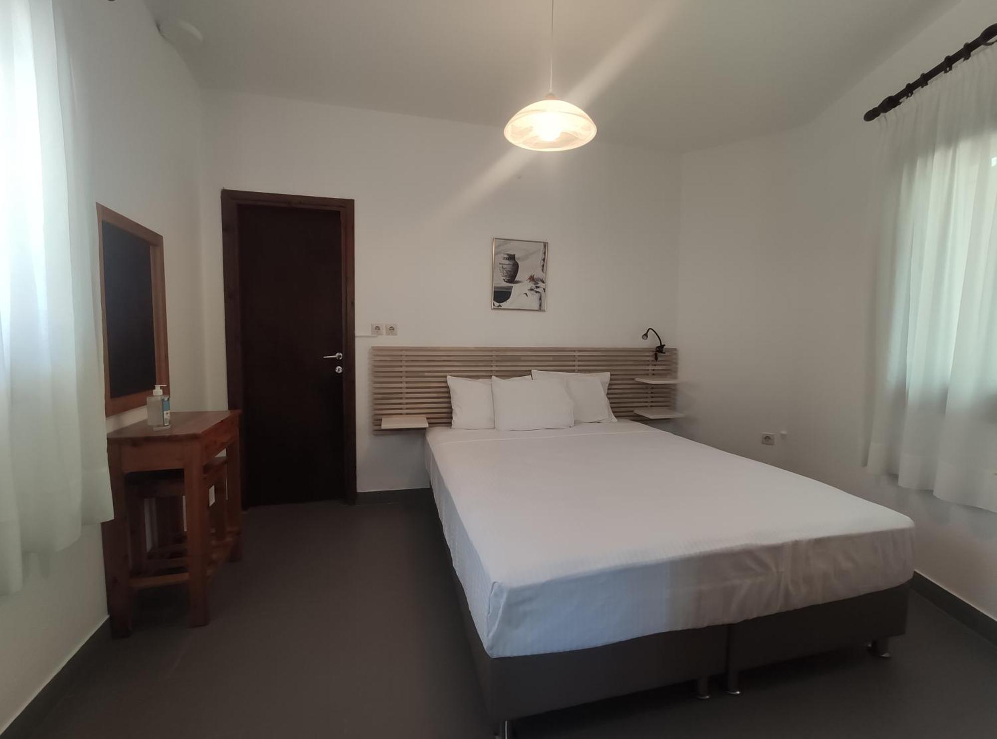 Para Thin Alos Inn Neos Marmaras Exteriör bild